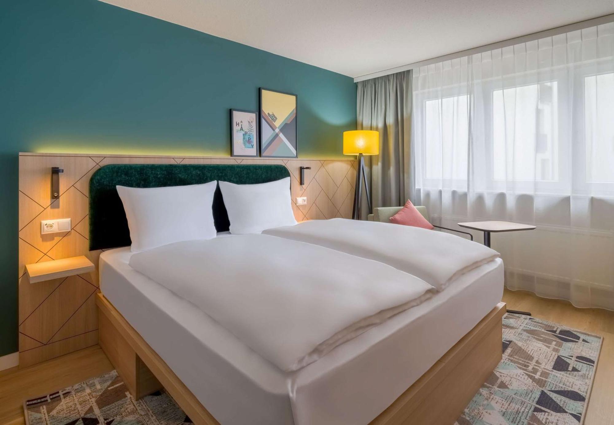 Spark By Hilton Stuttgart Sindelfingen Buitenkant foto